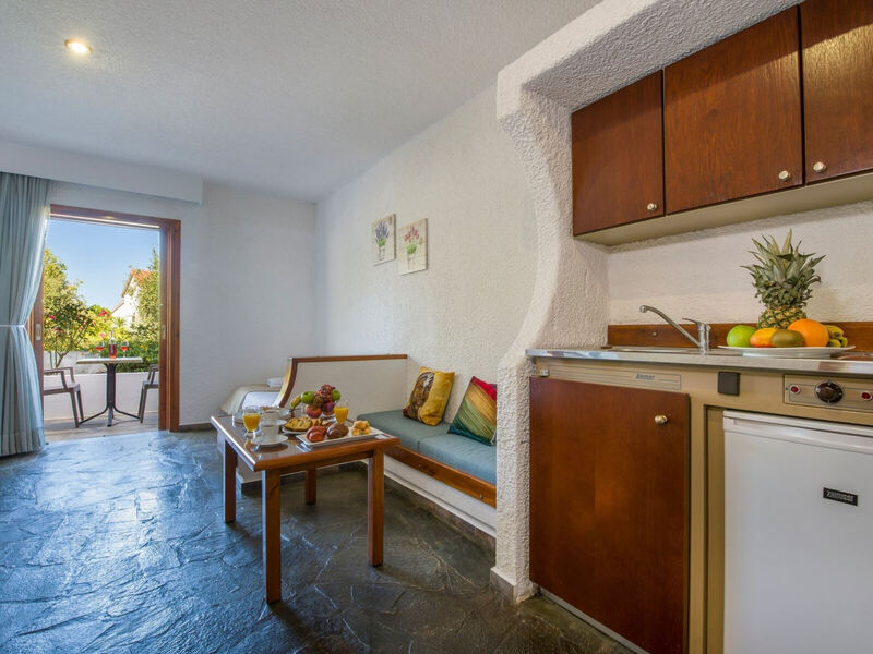 Folia Studios Apartemtns