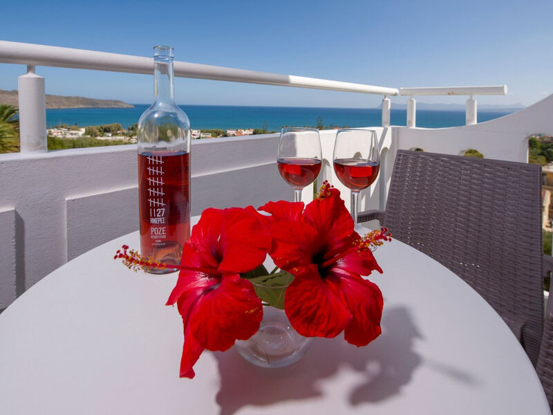 Folia Studios Apartemtns