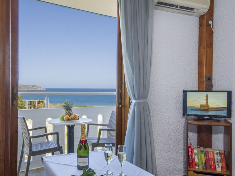 Folia Studios Apartemtns