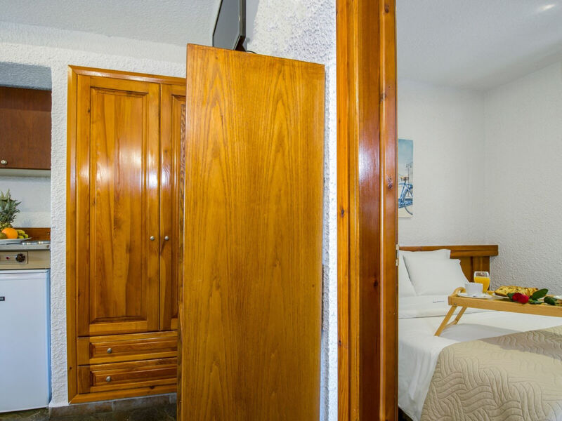 Folia Studios Apartemtns