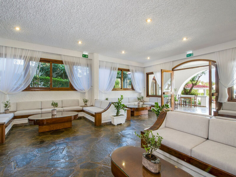 Folia Studios Apartemtns