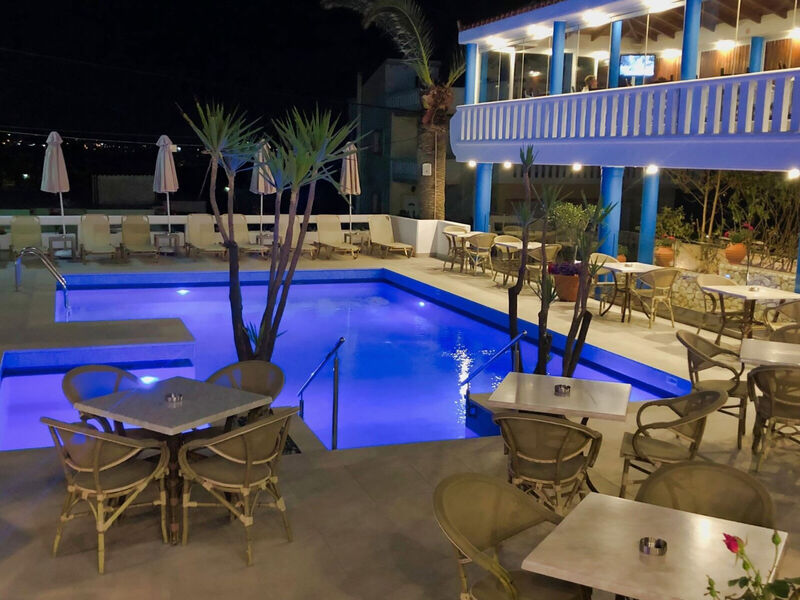 Folia Studios Apartemtns