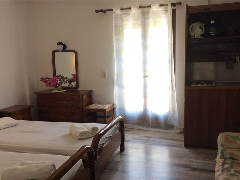 Studia a Apartmány Frini