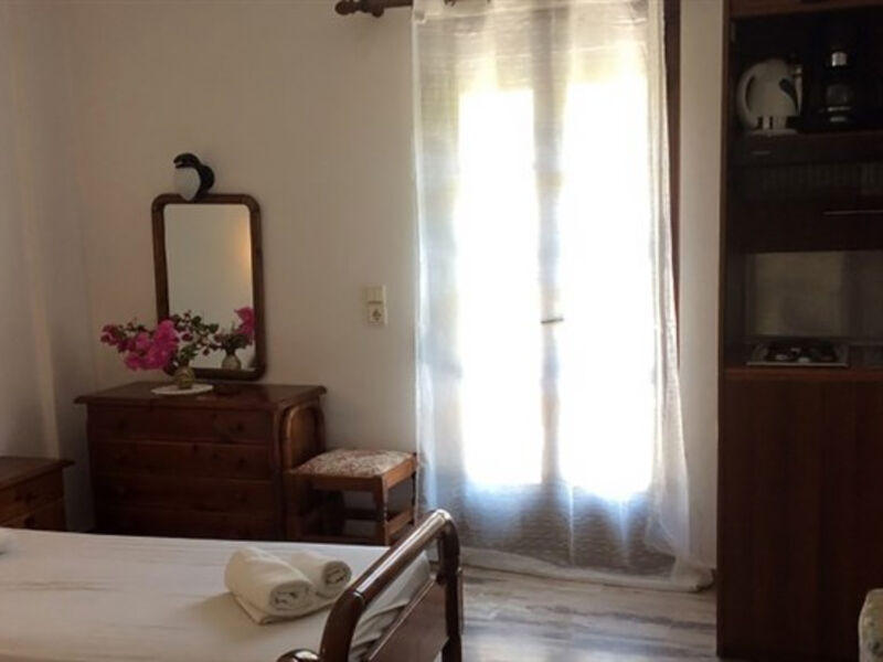 Studia a Apartmány Frini