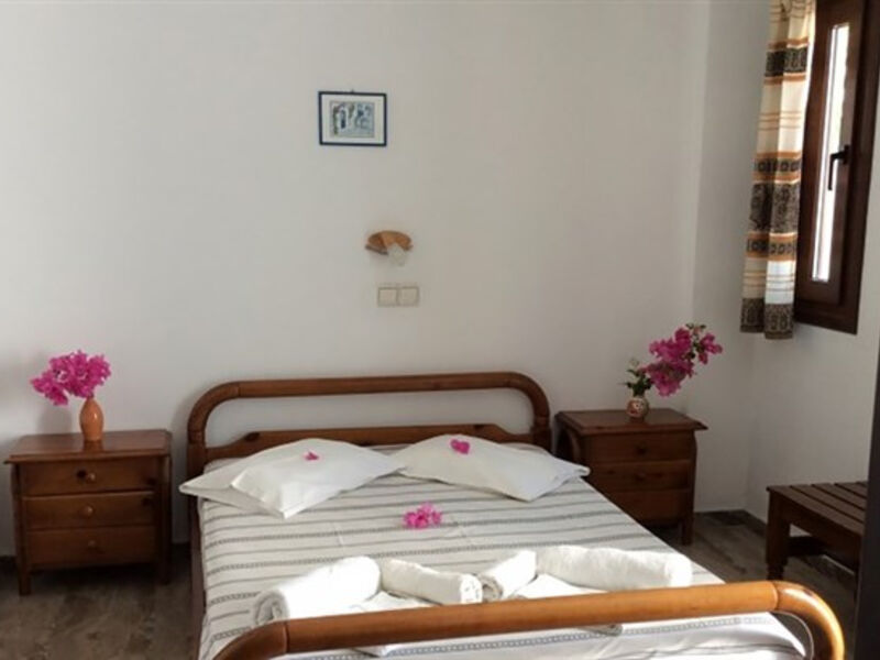 Studia a Apartmány Frini