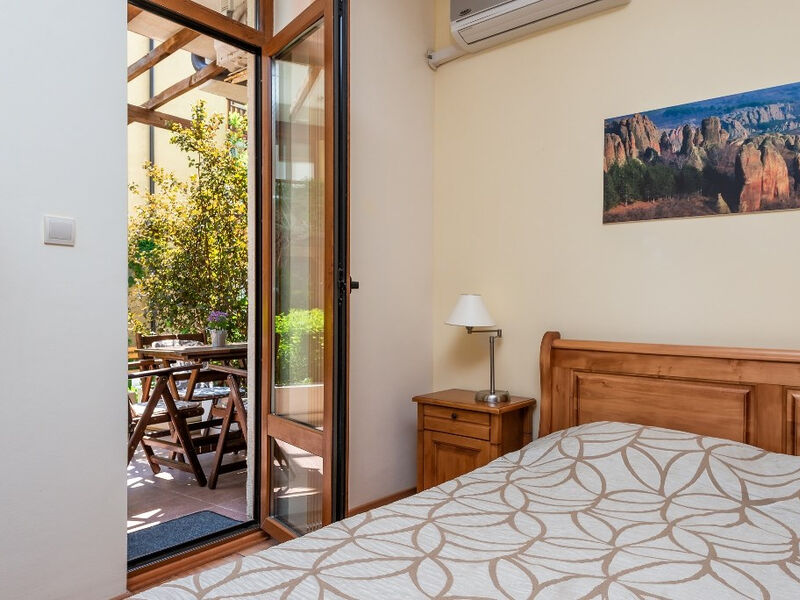 Garden Of Eden Aparthotel