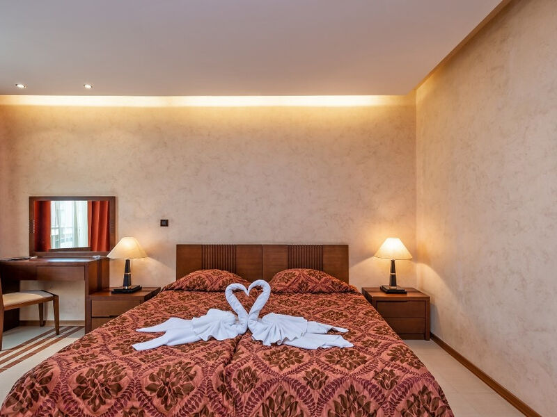 Garden Of Eden Aparthotel