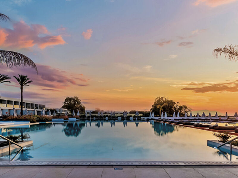 Gennadi Grand Resort