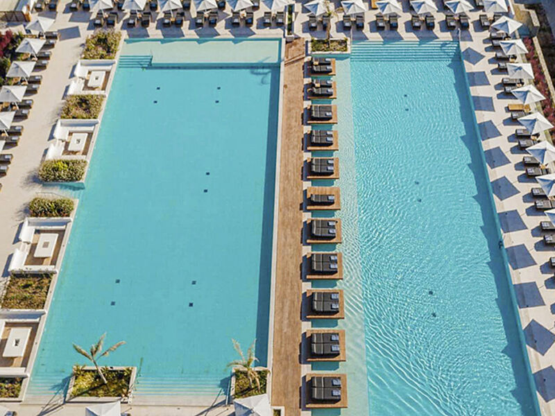 Gennadi Grand Resort