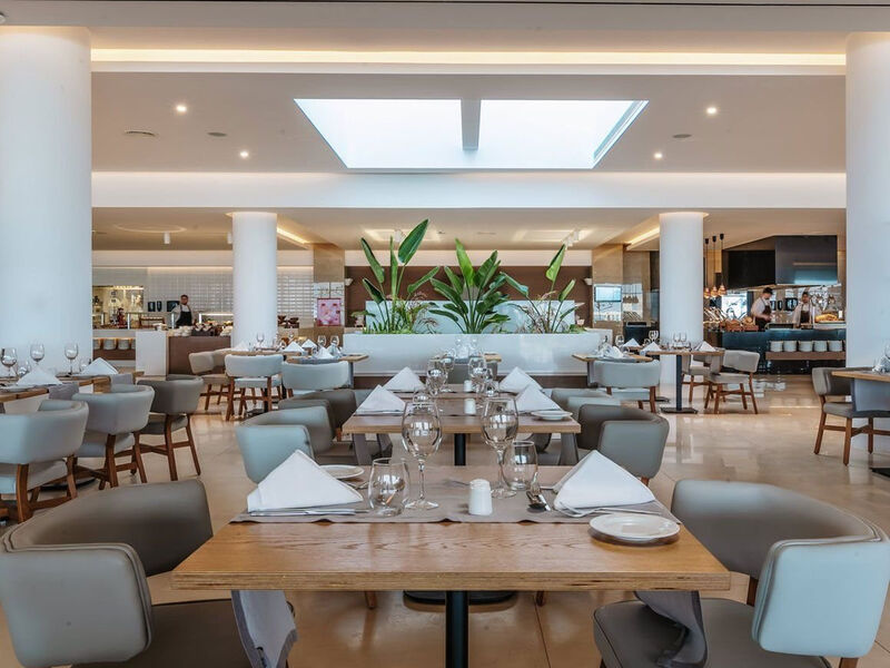 Gennadi Grand Resort