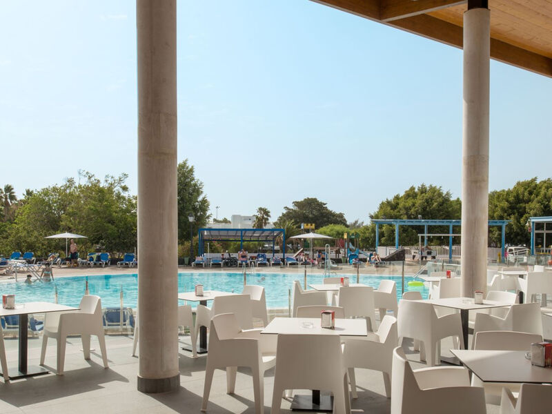 Villas Hyde Park Lane