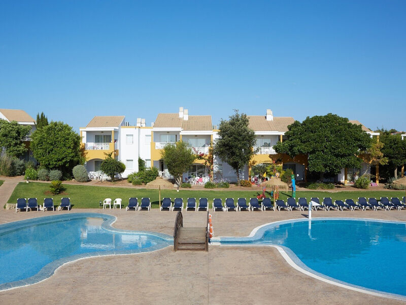 Isla Del Aire Apartments