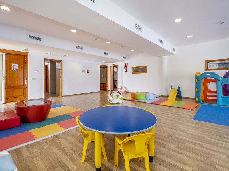 Isla Del Aire Apartments