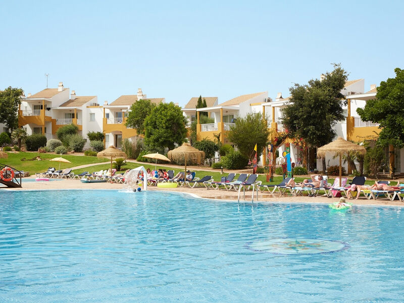 Isla Del Aire Apartments