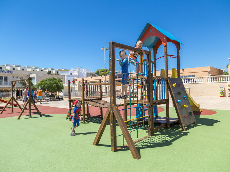 Isla Del Aire Apartments