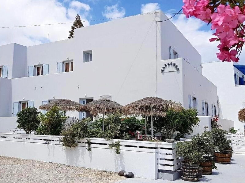 Kamarela Apartments