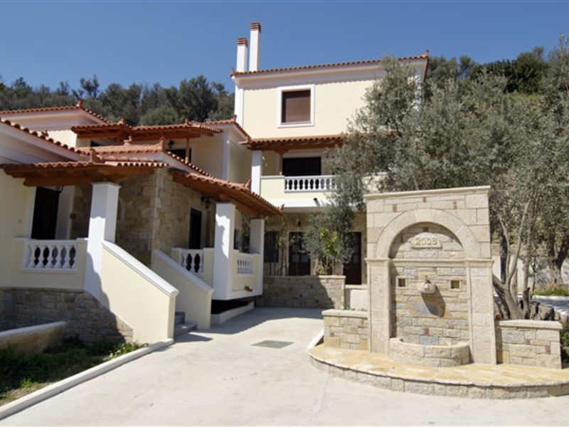Kerveli Luxury Villa