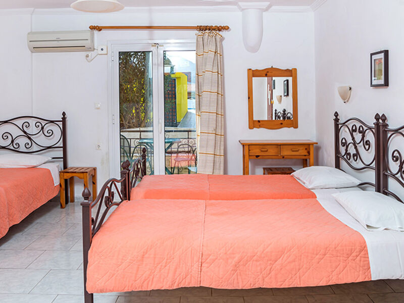 Kostas Studios