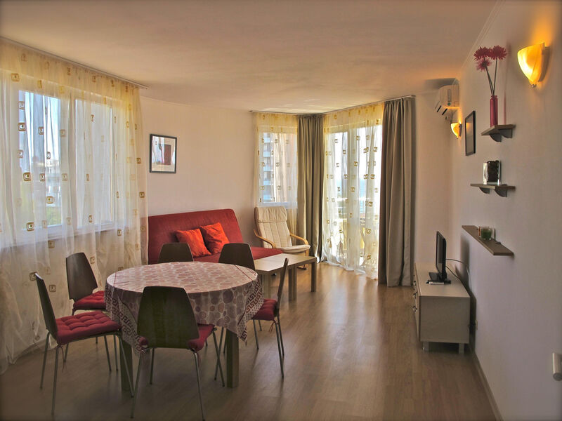 Kristal Apartments I