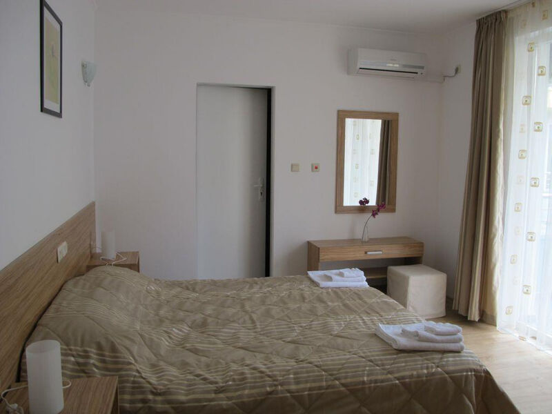 Kristal Apartments I