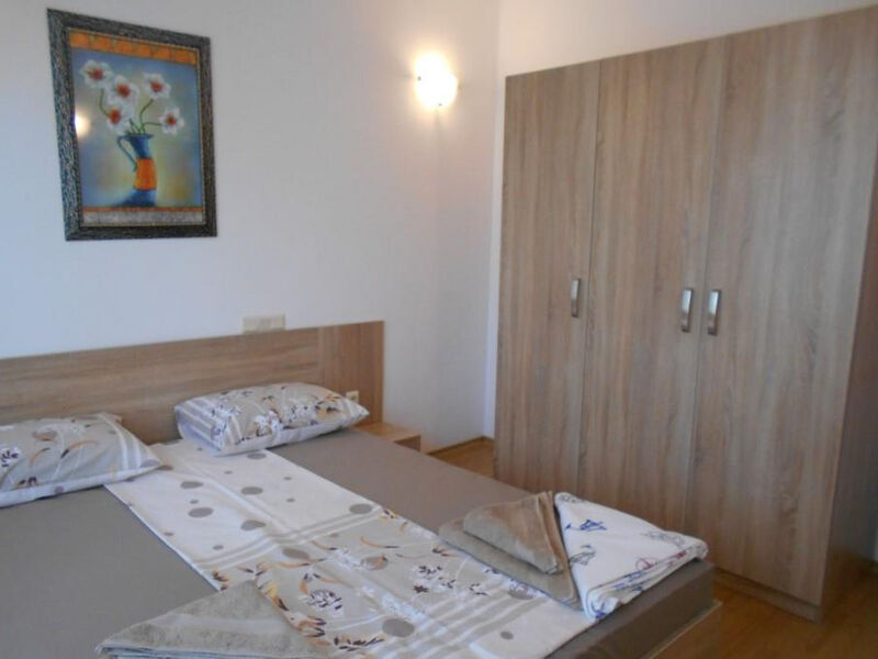 Kristal Apartments II