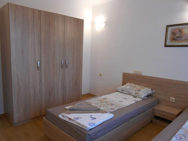Kristal Apartments II