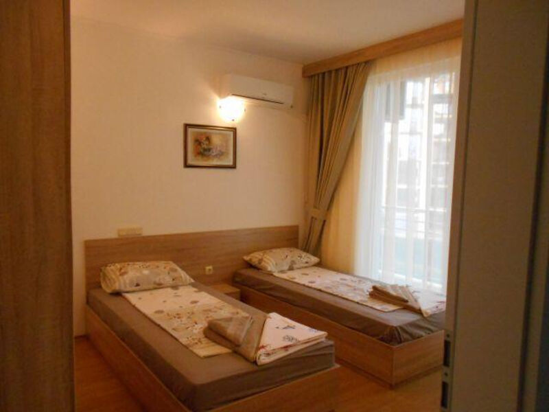 Kristal Apartments II
