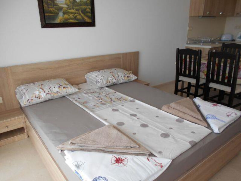 Kristal Apartments II