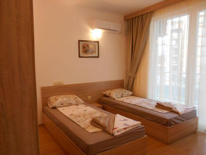 Kristal Apartments II