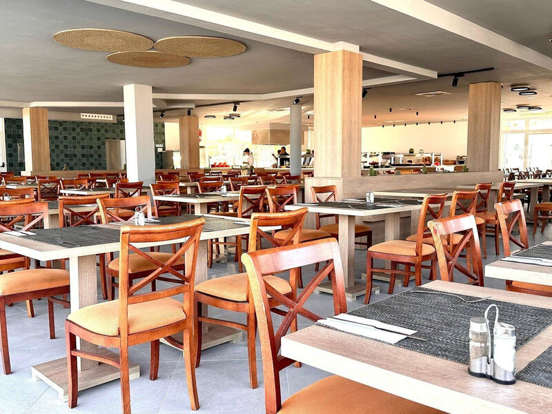 Labranda Caleta Dorada