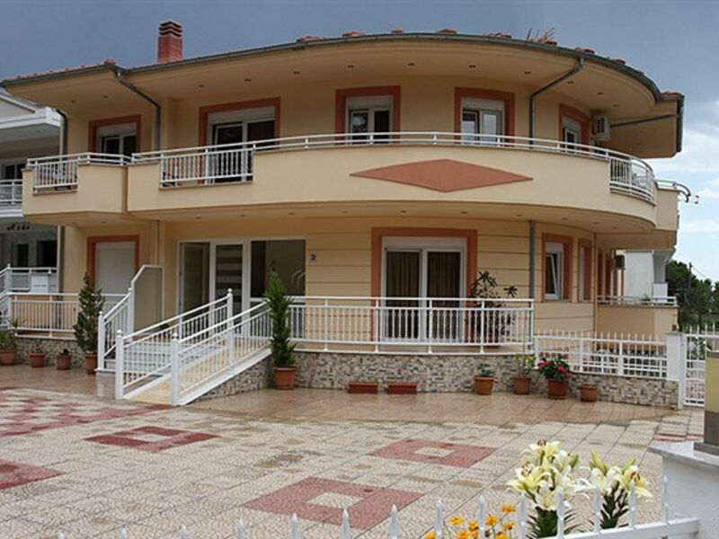 Apartmánový Dům Ladikas