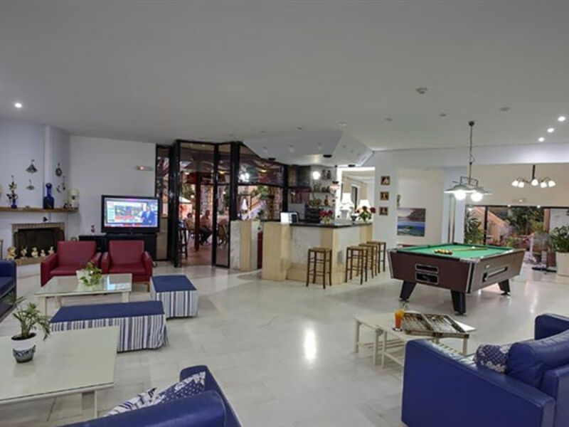 Aparthotel Latania