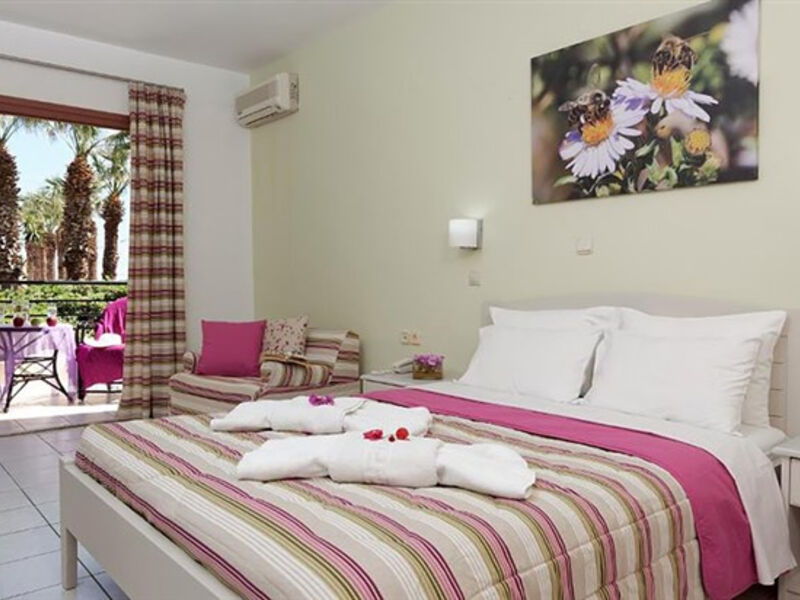 Aparthotel Latania