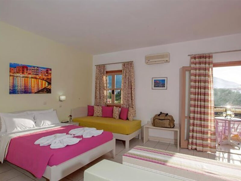 Aparthotel Latania