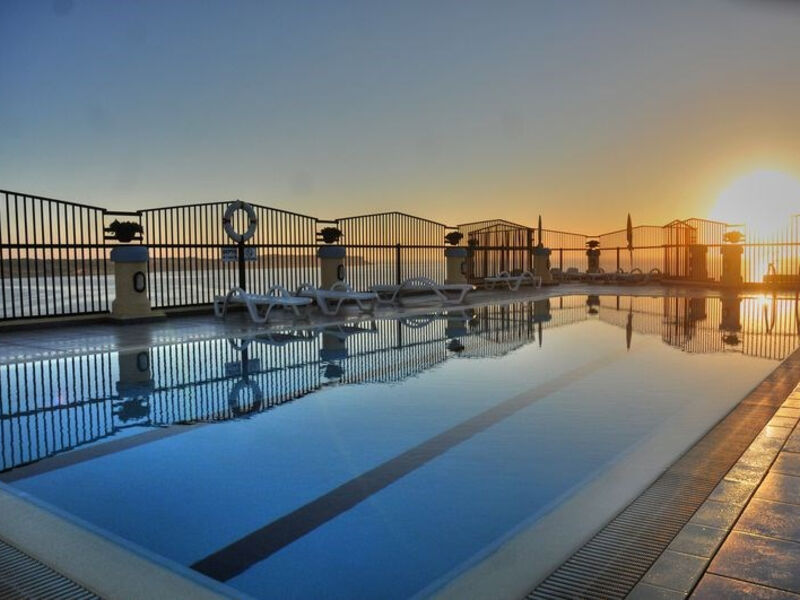 Studia Luna Holiday Complex