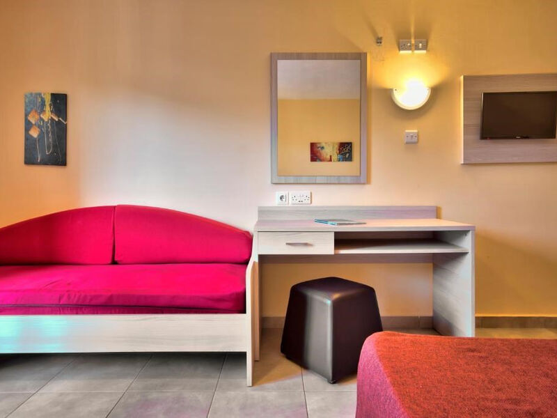 Studia Luna Holiday Complex