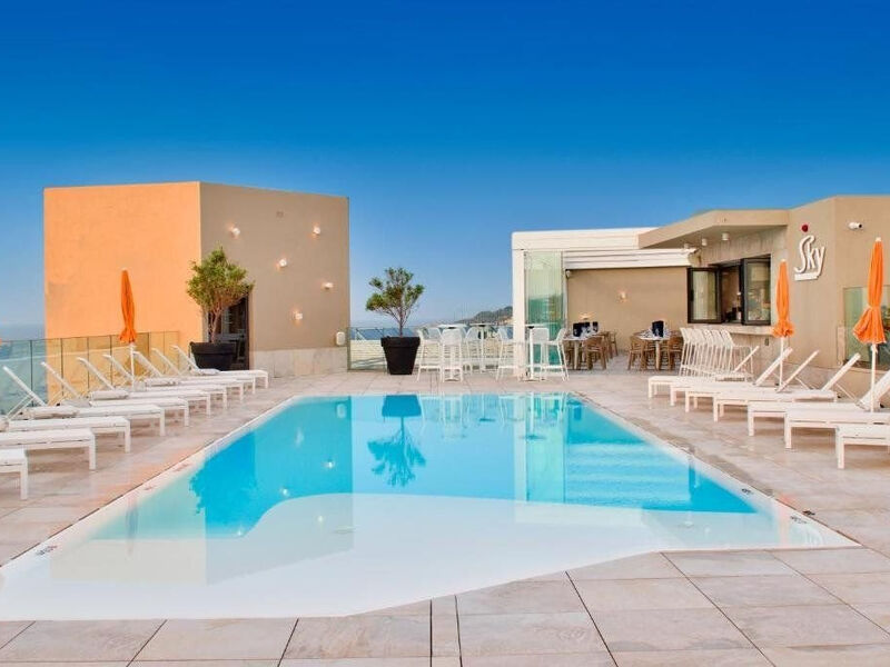 Studia Luna Holiday Complex