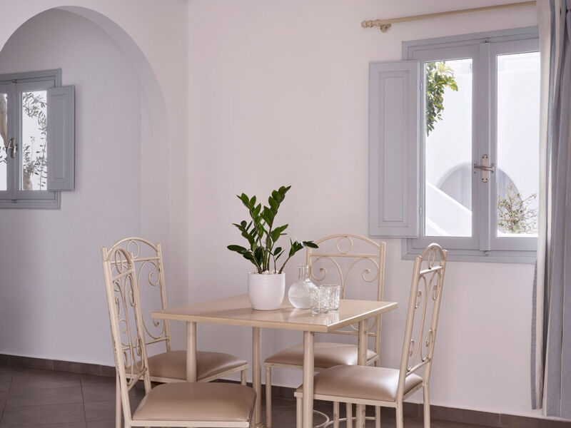 Makris Hotel Apartments