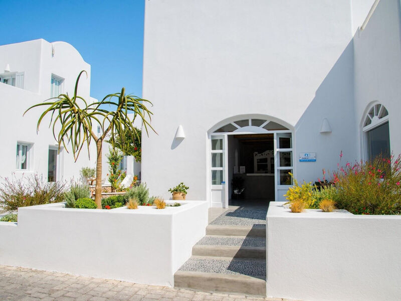 Makris Hotel Apartments