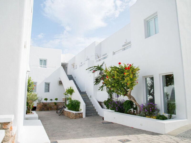 Makris Hotel Apartments