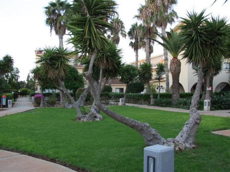 Makronisos Holiday Village