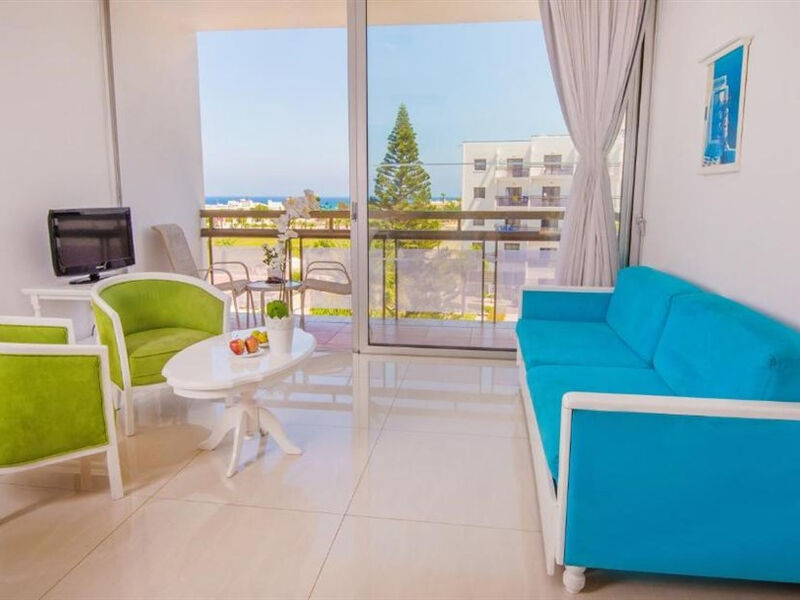 Marlita Beach Hotel Apartments