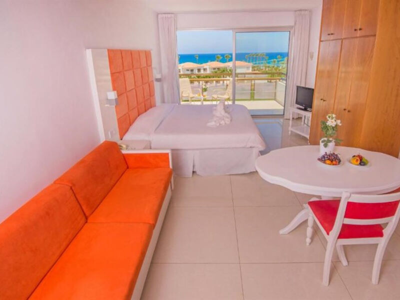 Marlita Beach Hotel Apartments