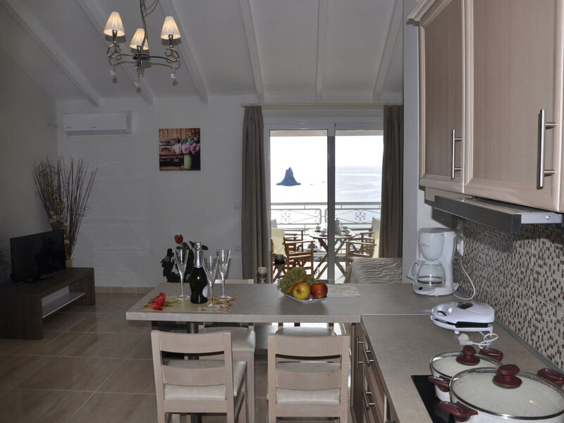 Mazis Apartments