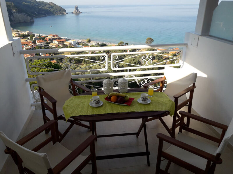 Mazis Apartments