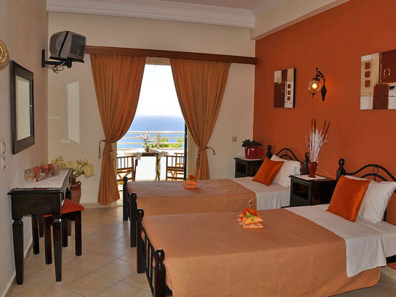 Mazis Apartments