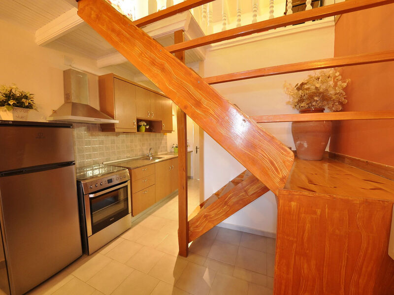 Mazis Apartments