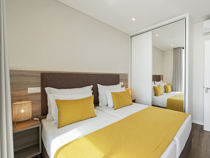 Monumental Plaza By Petit Hotels