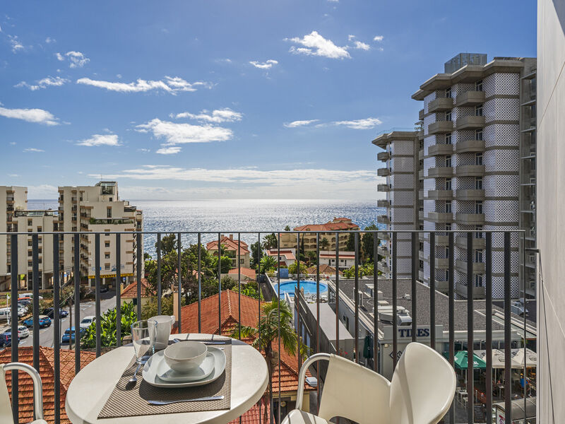 Monumental Plaza By Petit Hotels