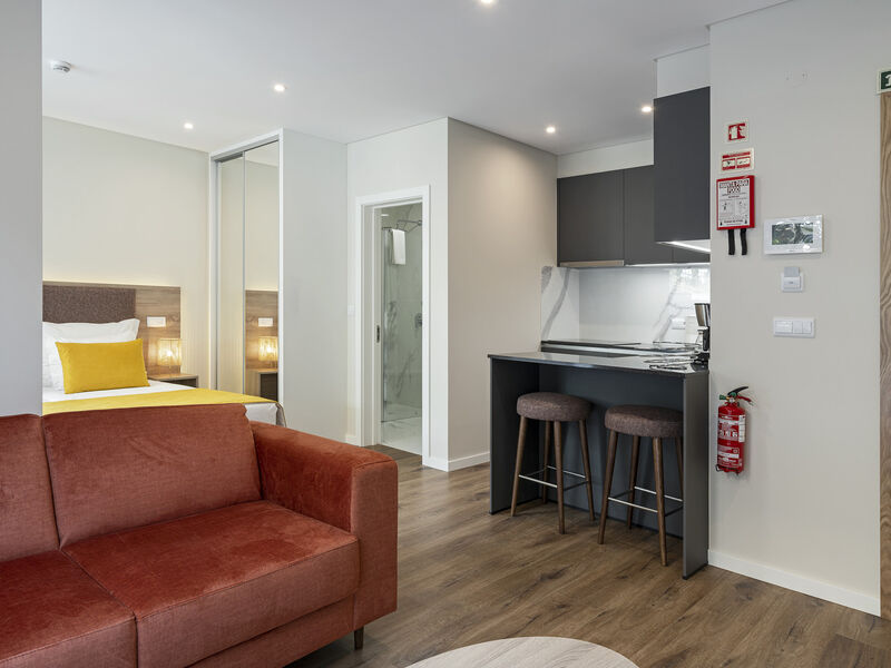 Monumental Plaza By Petit Hotels
